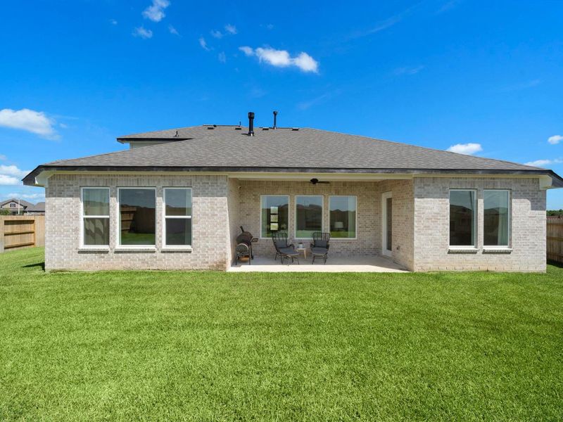 Exterior details of a home in Lago Mar, Texas City (Image 18). Exterior details of a home in Lago Mar, Texas City (Image 18).