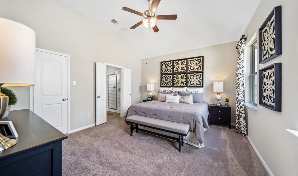 Image 9 of the Legends Bay community in Baytown, TX.