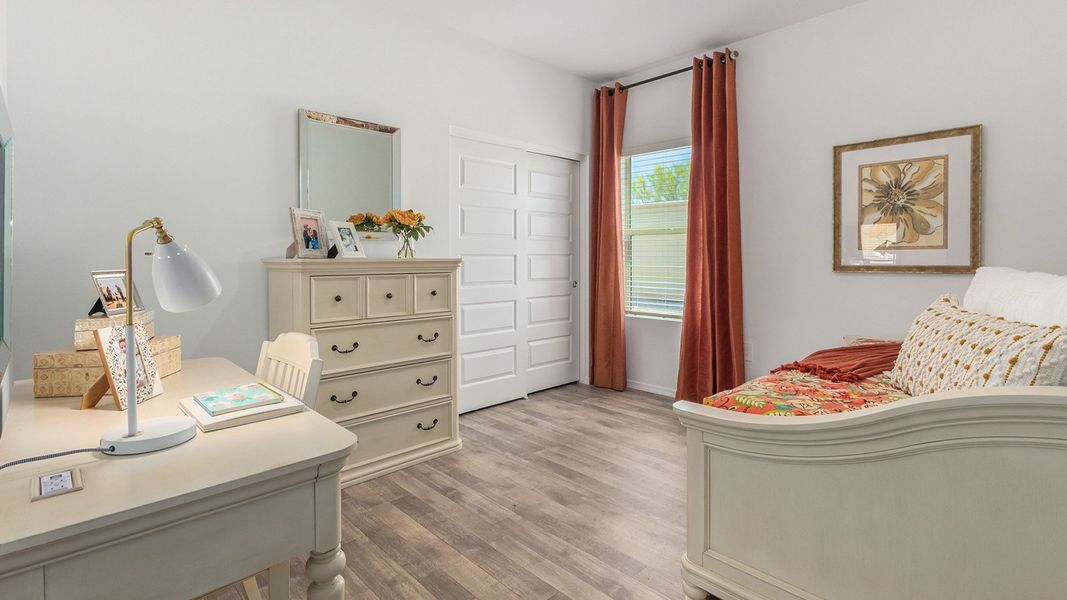 Furnished interior in a model home at Roadrunner Estates in Tucson (Image 31).