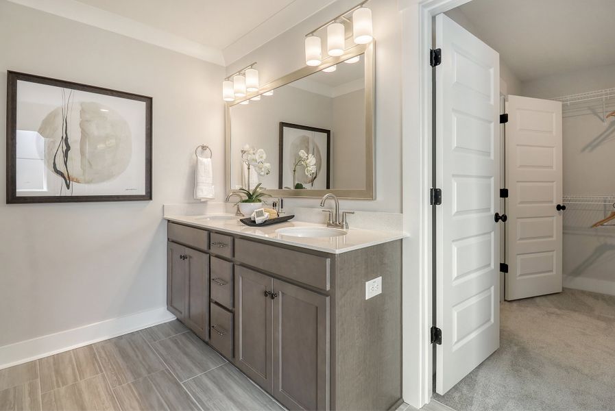 Julian Floorplan | Primary Bathroom