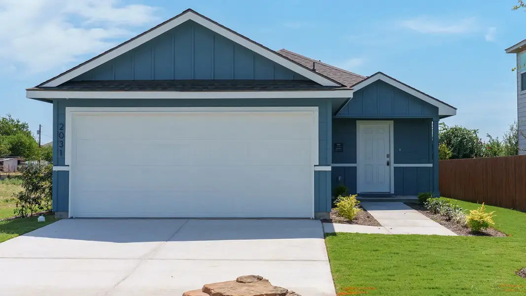 Front exterior of a home in the Hidden Trails community, located in Belton, TX (Image 3).