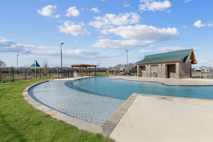 Image 17 of the DeBerry Reserve community in Royse City, TX.