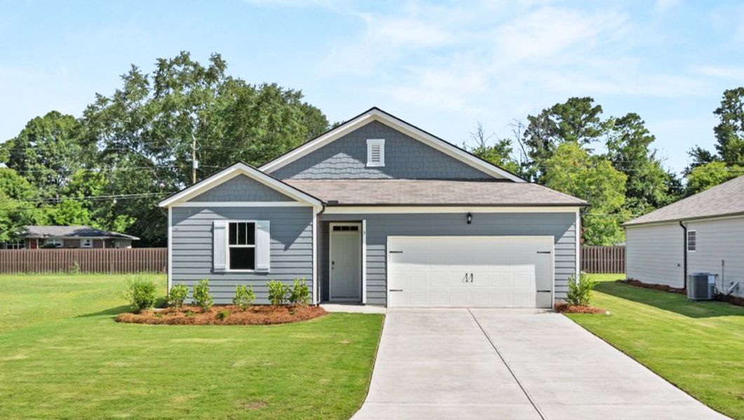 Front exterior of a home in the Northberry community, located in Rome, GA (Image 2).