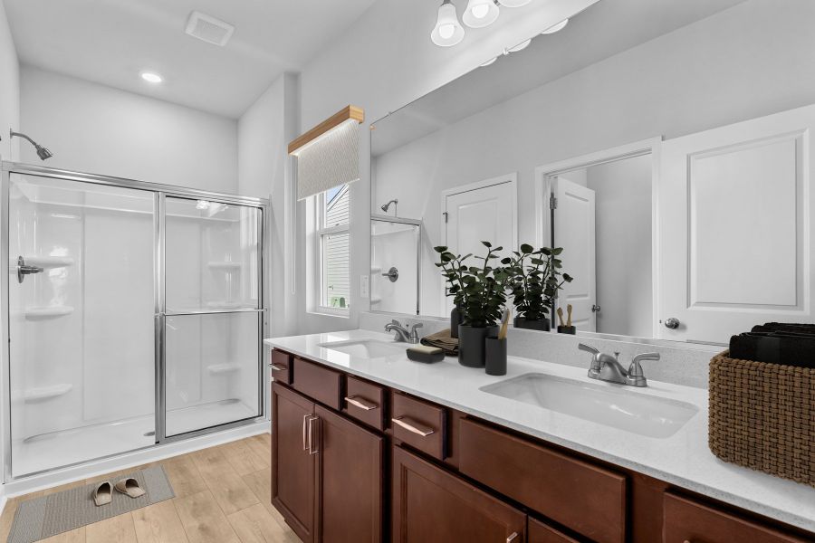 Howard | Primary Bathroom