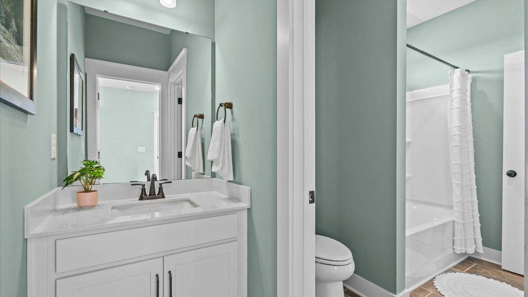 Furnished interior in a model home at Benjamin's Grove in Woodruff (Image 37). Furnished interior in a model home at Benjamin's Grove in Woodruff (Image 37).