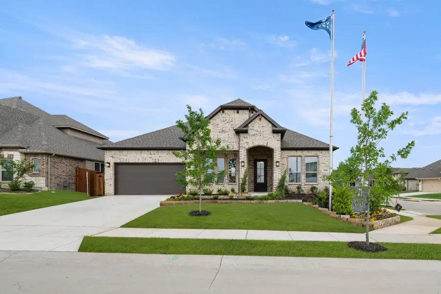 Front exterior of a home in the Country Lakes community, located in Denton, TX (Image 3). Front exterior of a home in the Country Lakes community, located in Denton, TX (Image 3).