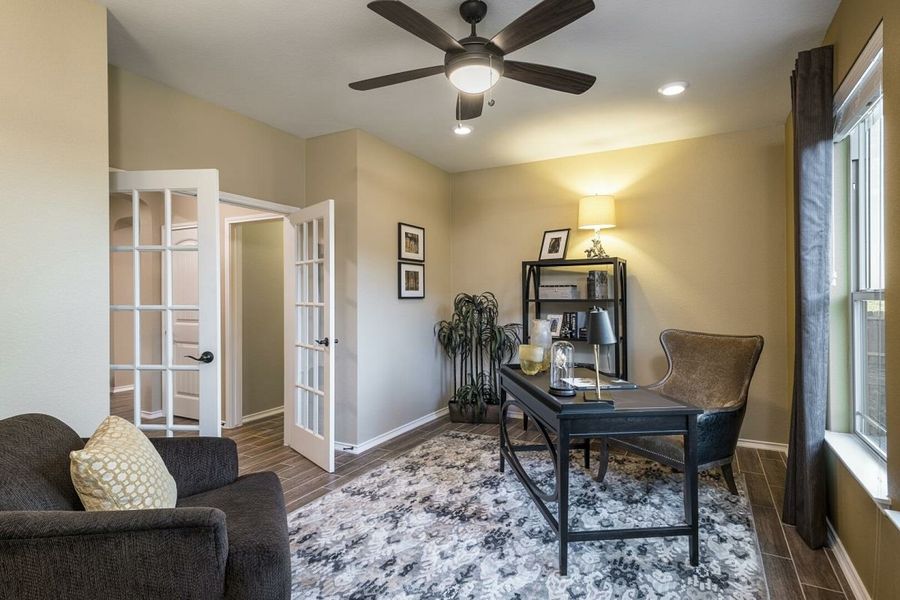 Image 10 of the Mason Hills - The Lakes Hallmark Collection community in Leander, TX.