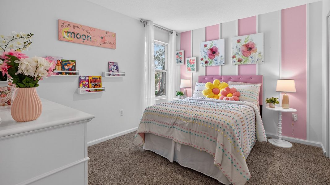 Furnished interior in a model home at Irongate Villas in Jacksonville (Image 22).