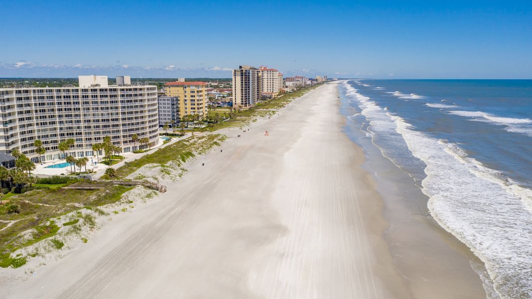 Condo located in Flagler Estates, Hastings, highlighting architectural design (Image 3).