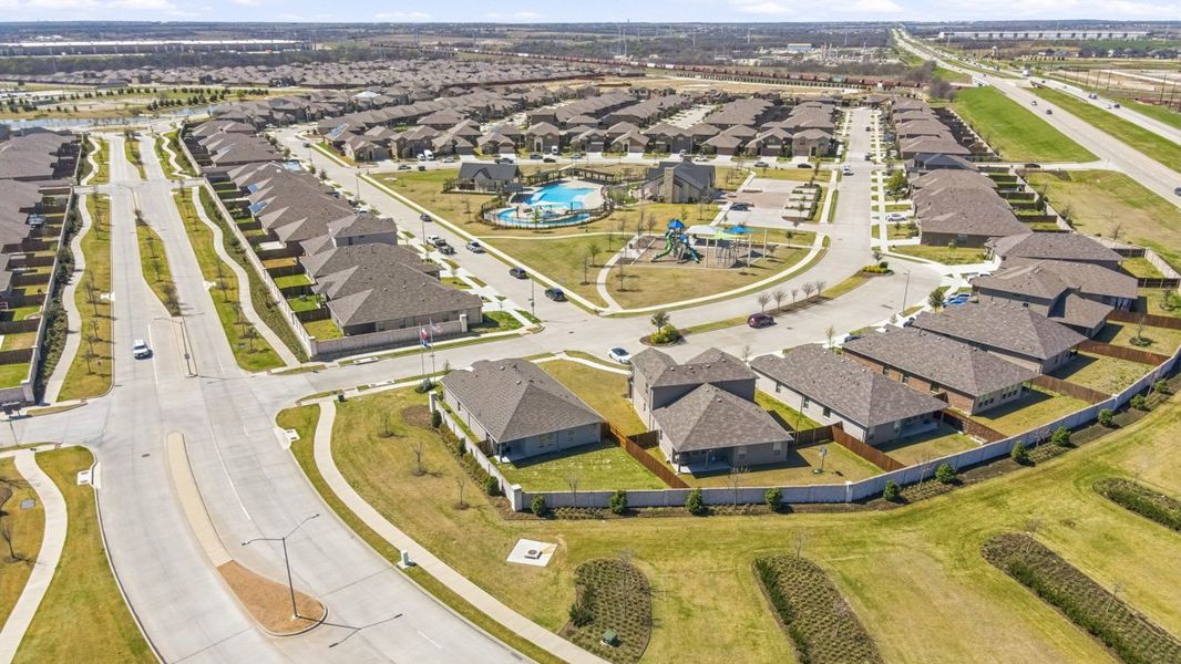 Aerial view of the Trails of Elizabeth Creek community in Fort Worth, TX, showing layout and nearby surroundings (Image 16).