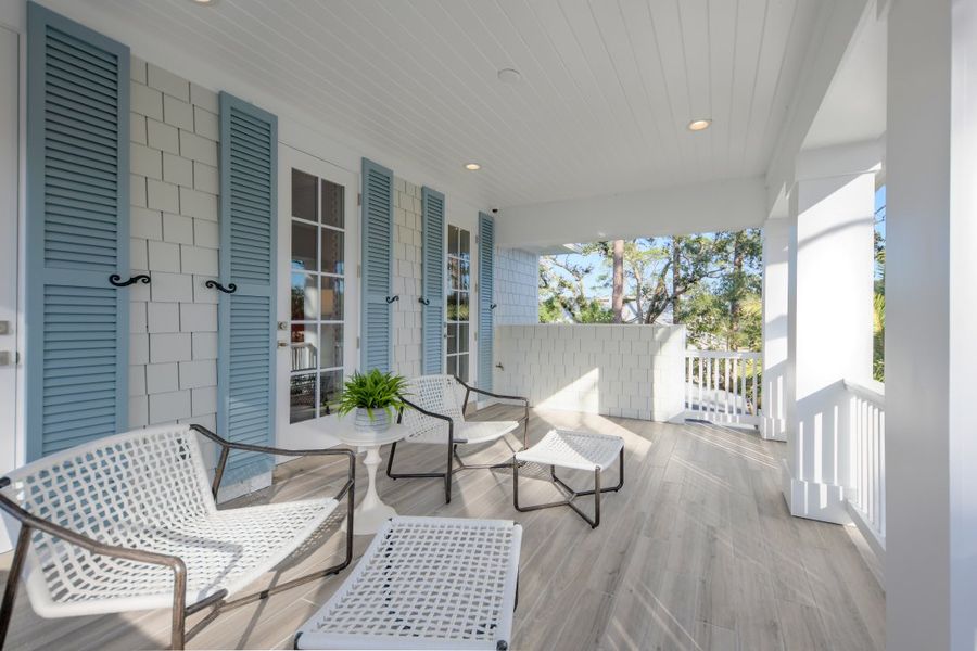 Exterior details of a home in Ocean Ridge, St. Augustine Beach (Image 13).