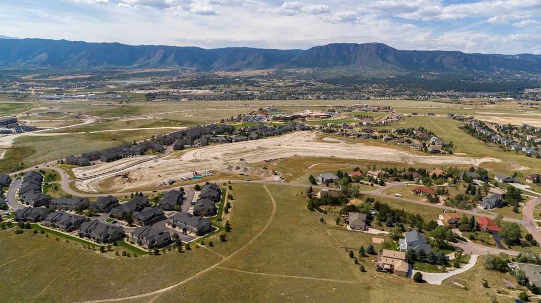 Image 11 of the Cloverleaf - Pinnacle Collection community in Monument, CO.