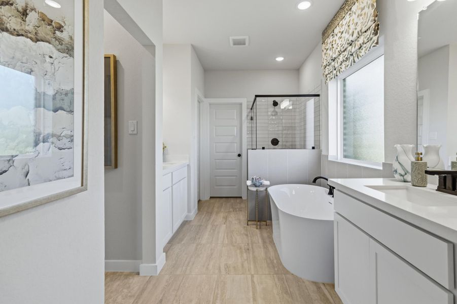 Furnished interior in a model home at Villas Las Flores in Floresville (Image 17).