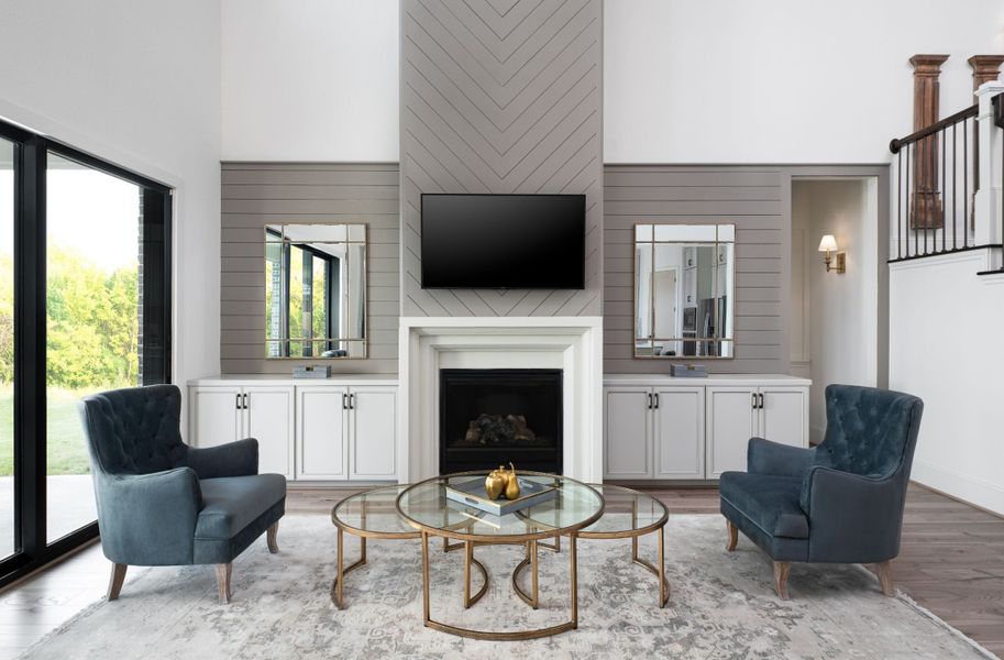 Image 7 of the Del Bello Lakes community in Manvel, TX.