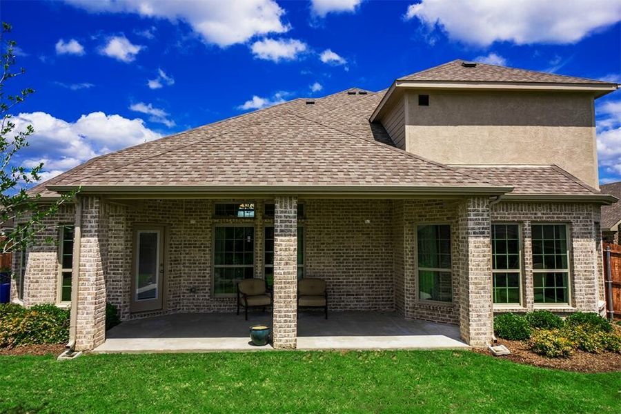 Image 26 of the Woods of Red Oak community in Red Oak, TX.