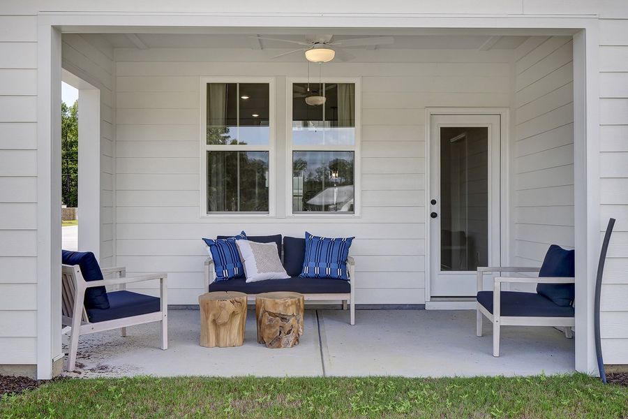 Hyacinth | Covered Porch