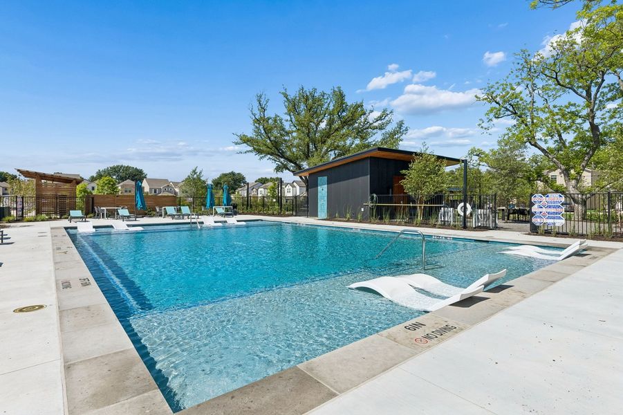 Front exterior of a home in the Sereno Oaks community, located in Dallas, TX (Image 75).