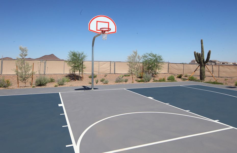 Community amenity available to residents of Visara in Surprise (Image 14).