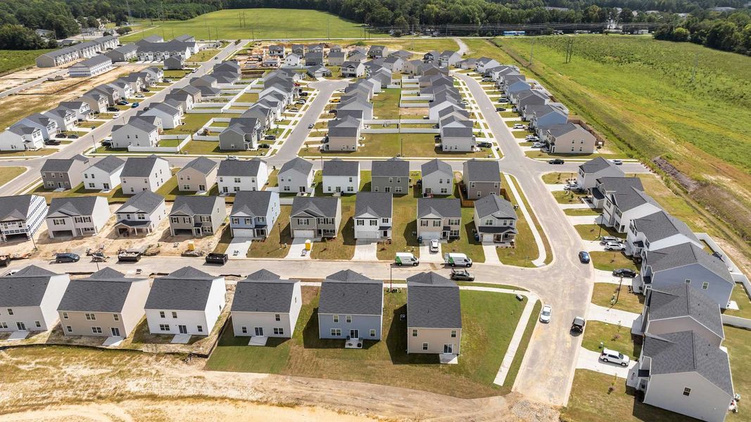 Image 36 of the Carter Ridge community in Greenville, NC.