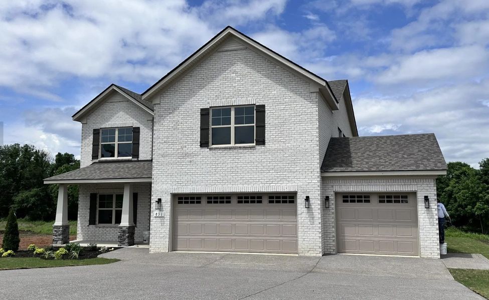 3 car garages available!