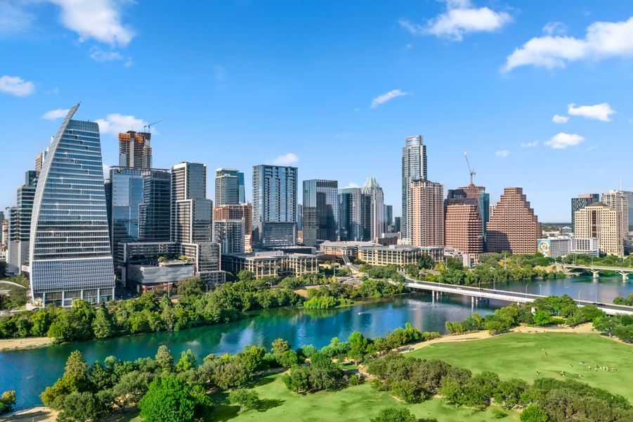 Convenient to downtown Austin