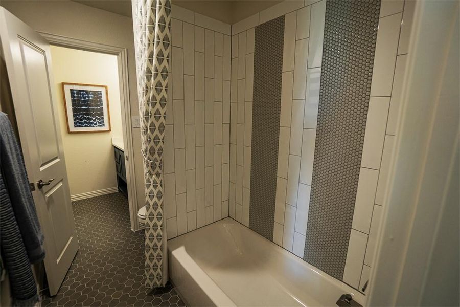 Image 28 of the Garden Valley Meadows community in Waxahachie, TX.