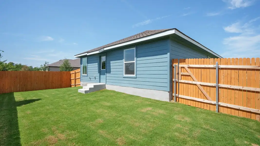 Exterior details of a home in Hidden Trails, Belton (Image 21).