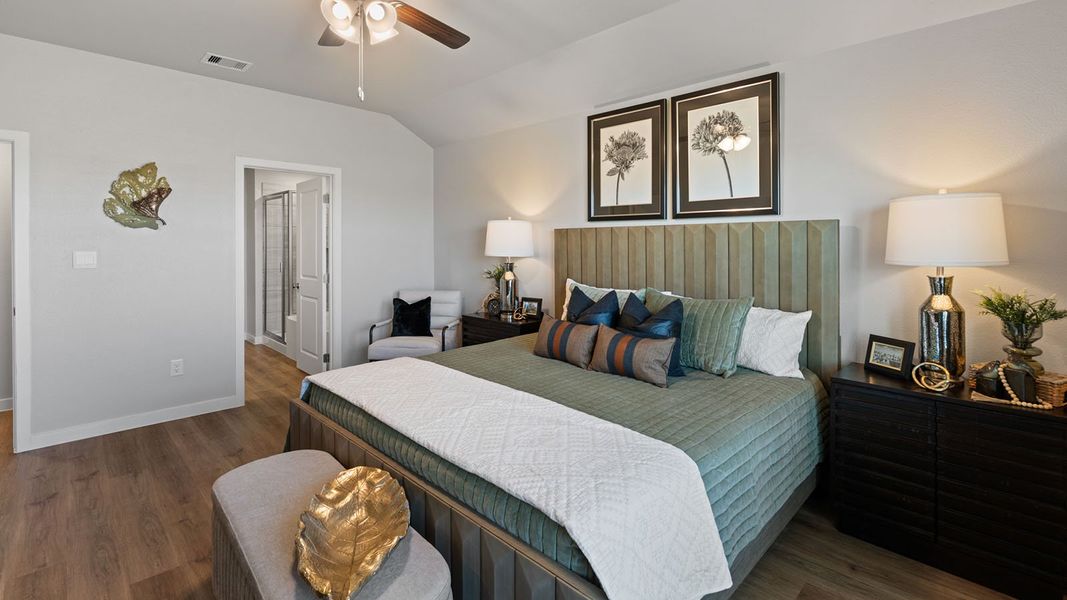 Furnished interior in a model home at King's Landing in Corpus Christi (Image 17).