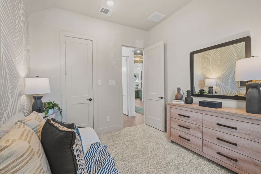 Furnished interior in a model home at Beacon Point 45' in Texas City (Image 39). Furnished interior in a model home at Beacon Point 45' in Texas City (Image 39).