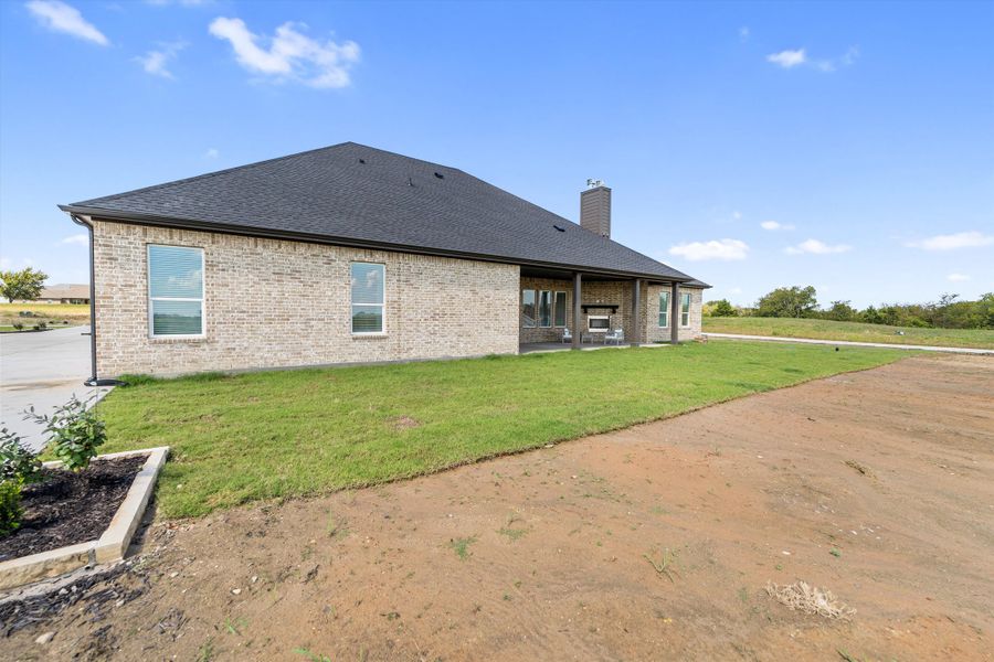 Exterior details of a home in Creekview Addition, Van Alstyne (Image 17). Exterior details of a home in Creekview Addition, Van Alstyne (Image 17).