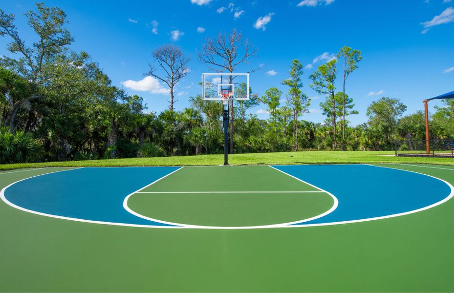 Private amenities and new homes in North Port, FL