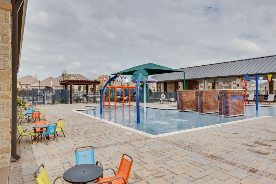 Image 15 of the Gateway Parks Cottages community in Forney, TX.