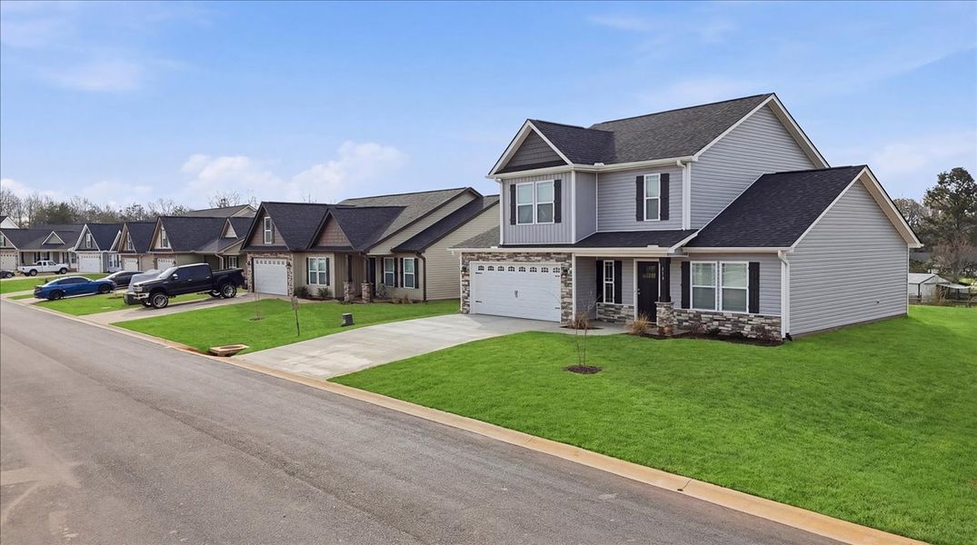 Front exterior of a home in the Mills Gin community, located in Campobello, SC (Image 4).