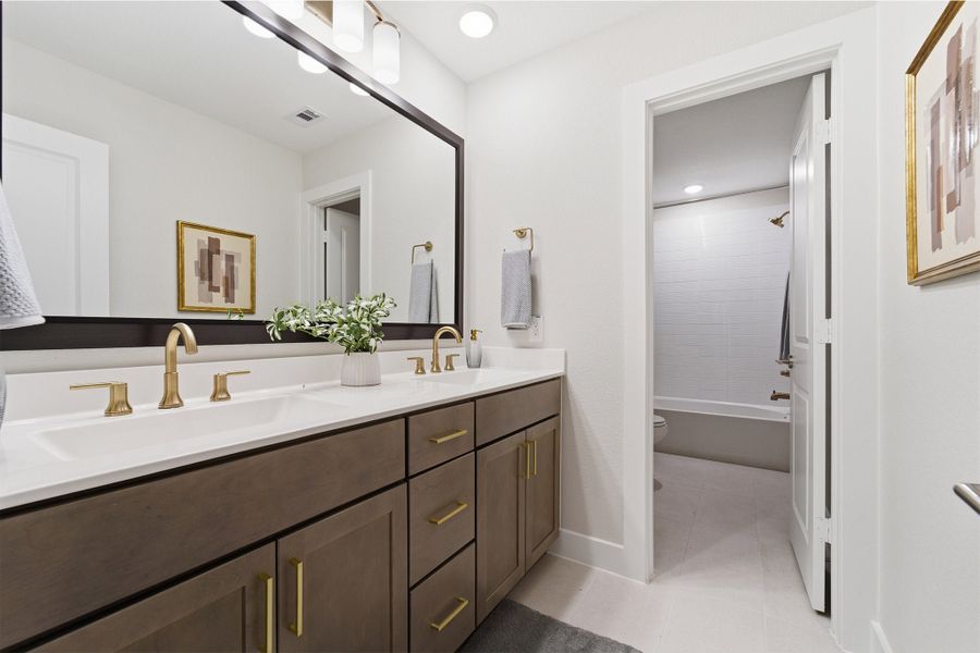 Furnished interior in a model home at Ashland in Angleton (Image 46).