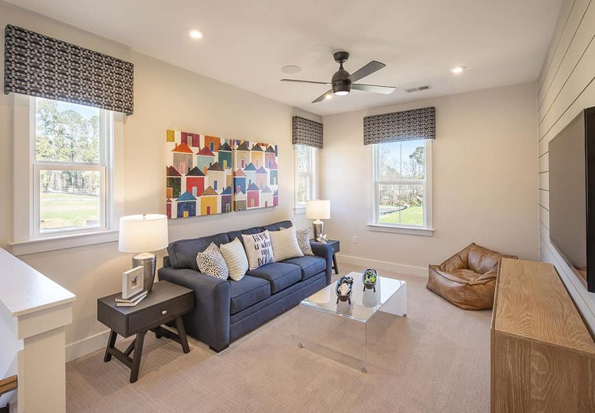 Image 37 of the Johnson Pond community in Fuquay Varina, NC. Image 37 of the Johnson Pond community in Fuquay Varina, NC.