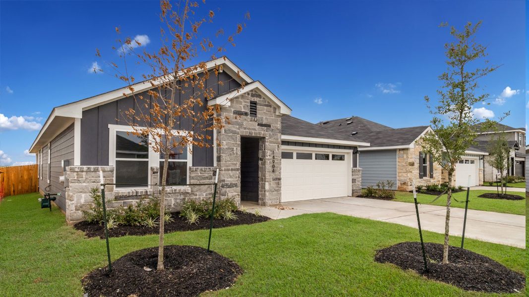 Front exterior of a home in the Monarch Ranch community, located in Manor, TX (Image 5).