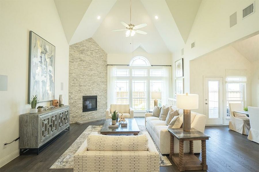 Image 9 of the Spring View Estates community in Frisco, TX.