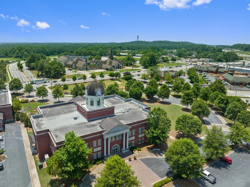 Image 39 of the Kelly Preserve community in Loganville, GA.