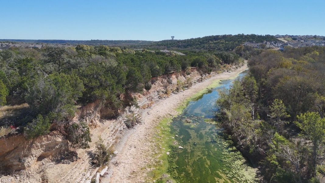 Natural surroundings and green spaces near Bar W Ranch in Leander, TX (Image 50).