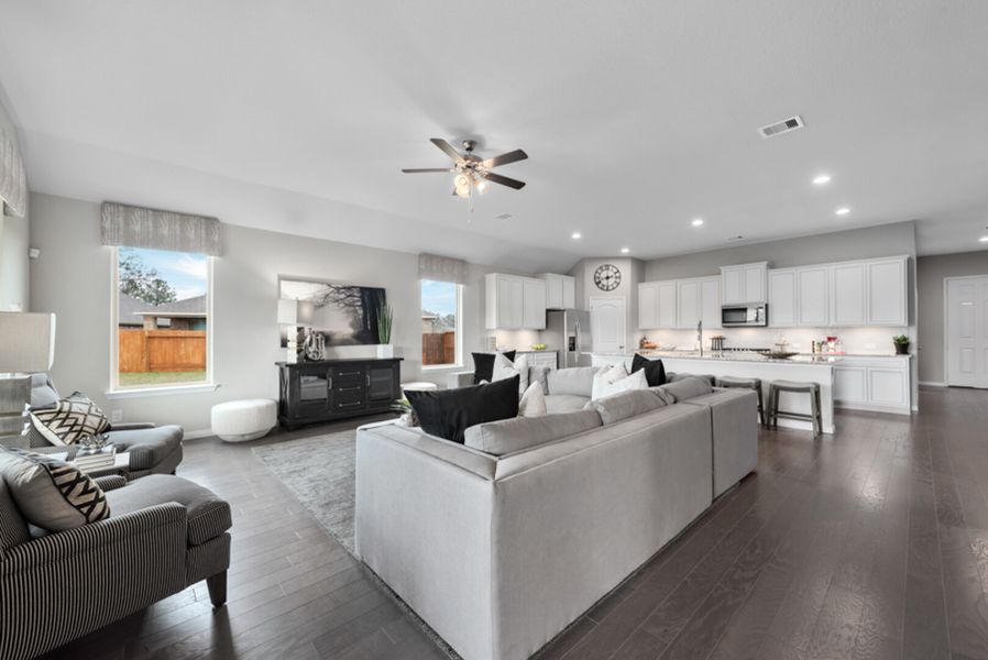 Image 13 of the Raleigh Creek community in Tomball, TX. Image 13 of the Raleigh Creek community in Tomball, TX.