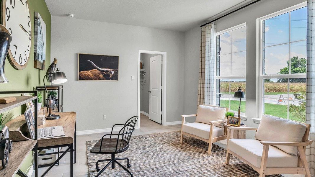 Furnished interior in a model home at Country Meadows in Thorndale (Image 6).