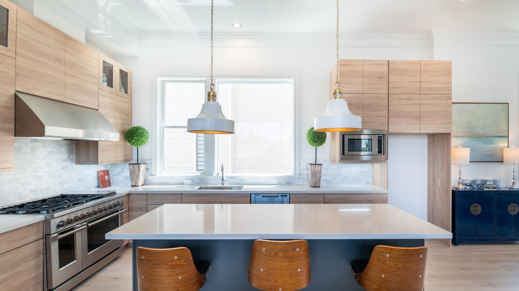 Furnished interior in a model home at Crocker Street in Houston (Image 7).