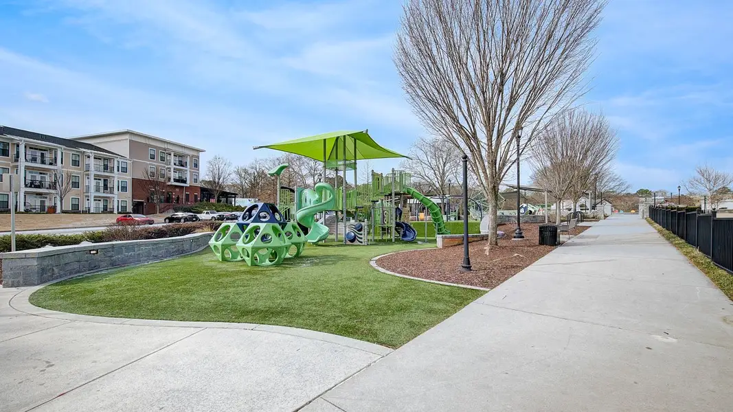 Community amenity available to residents of Inverness at Sugarloaf in Lawrenceville (Image 18).