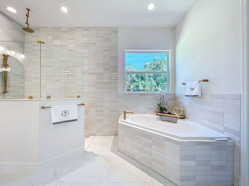 Sunset Estates,33549