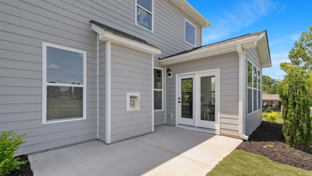 Exterior details of a home in Hunters Creek, Greenwood (Image 7).
