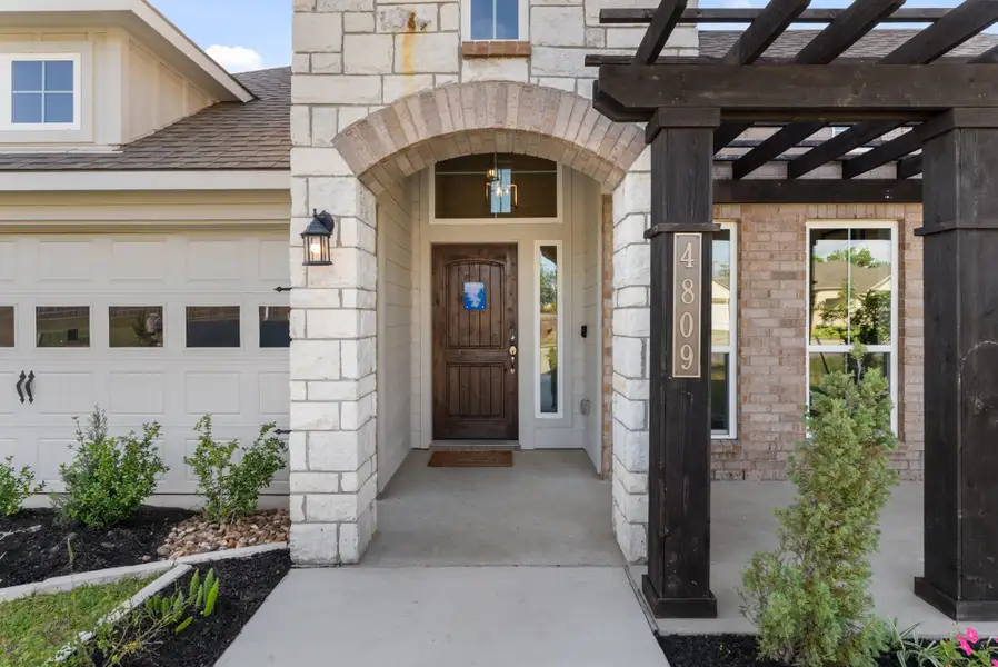 Exterior details of a home in The Executive Collection at Yaupon Trails, Bryan (Image 3). Exterior details of a home in The Executive Collection at Yaupon Trails, Bryan (Image 3).
