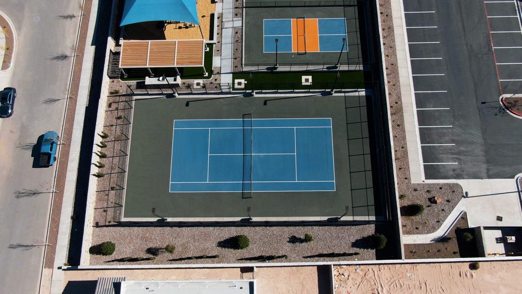Community amenity available to residents of Paseos Del Este in Horizon City (Image 10).