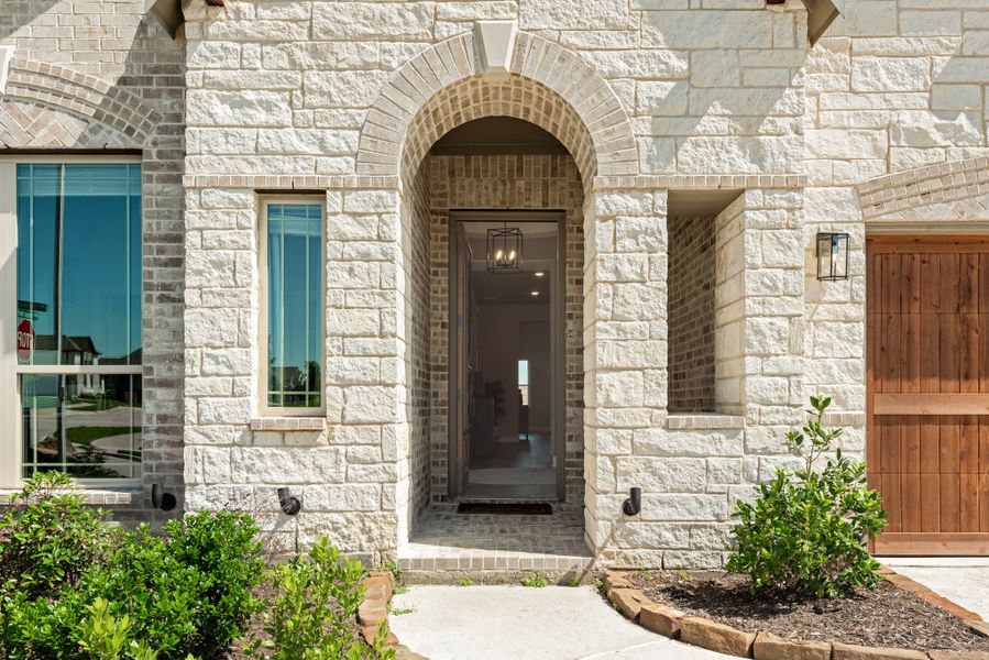 Exterior. Bloomfield Homes - New Homes in Dallas Fort Worth, Texas