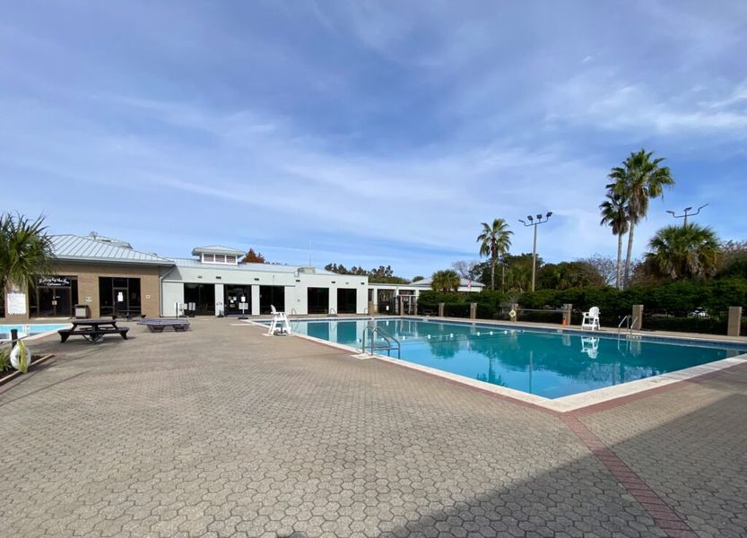 Community amenity available to residents of Navarre in Navarre (Image 9).