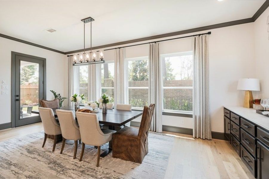 Image 5 of the Wellman Manor community in Shenandoah, TX.